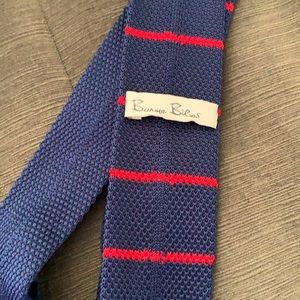 Like new Blue and white knit tie